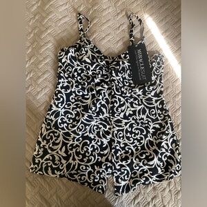Miraclesuit Black and White Women's SwimTop Size 16